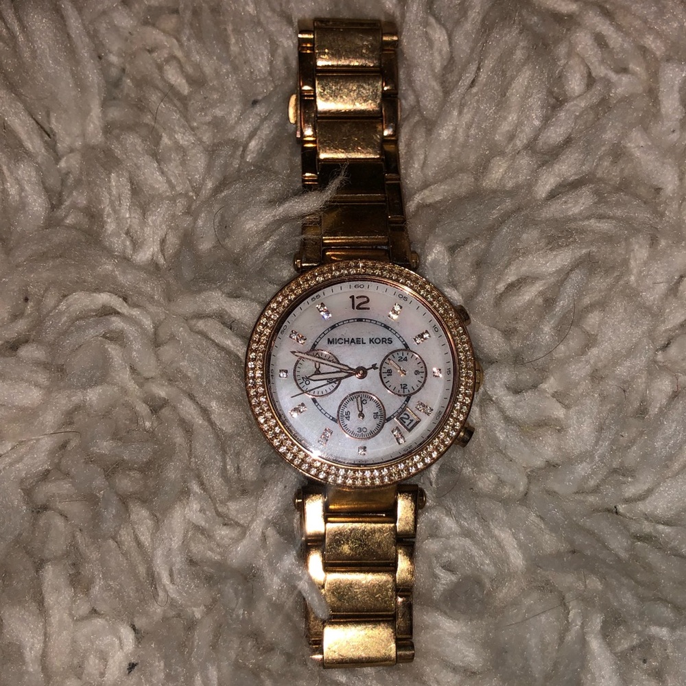Michael kors rose gold watch